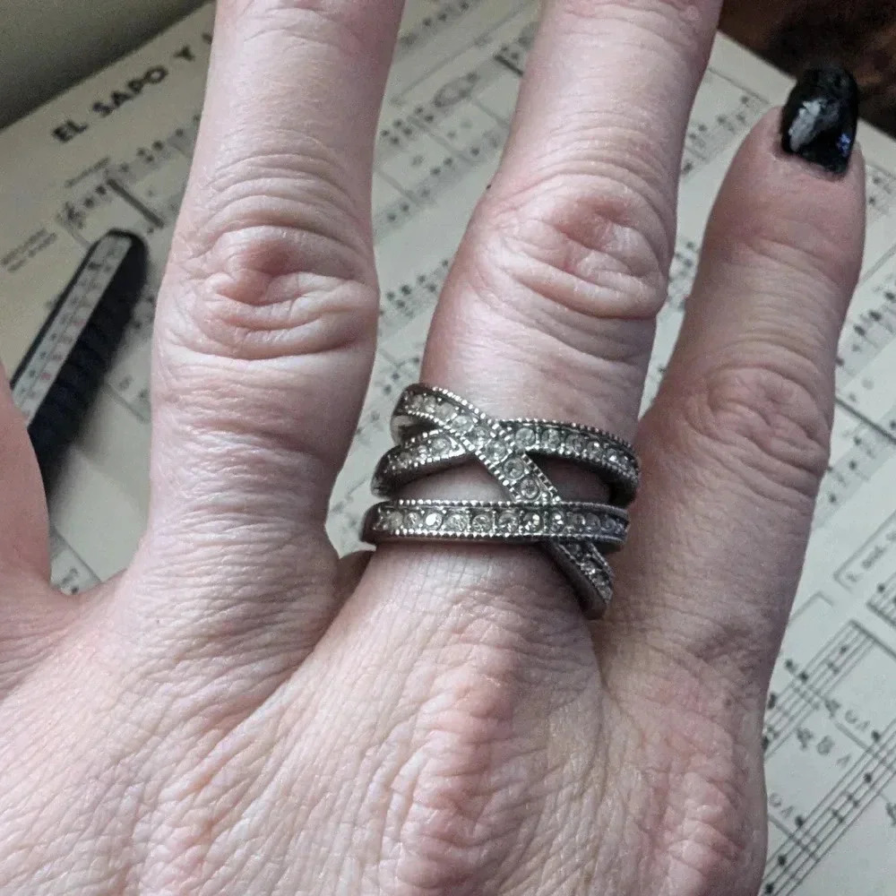 Elegant Silver-Tone Crystal Ring Criss Cross Design Size 7